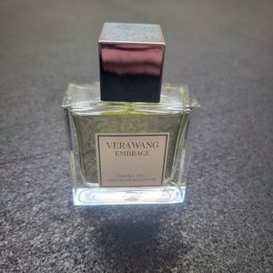 Vera Wang Embrace perfume